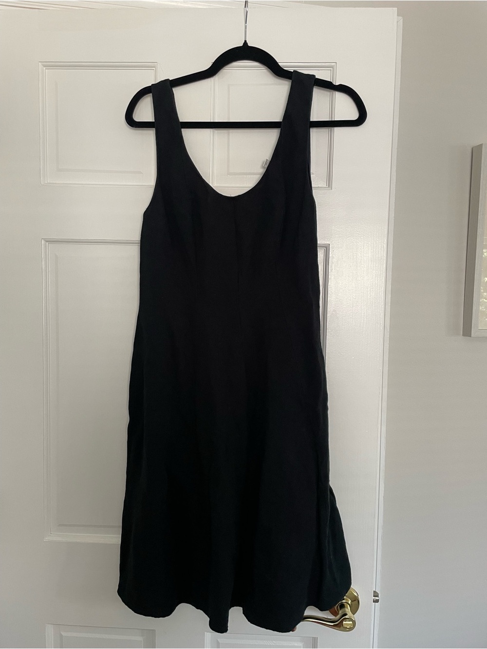 Vince Black Sleeveless Midi Scoop Neck Dress